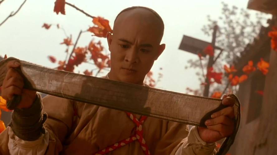 李连杰再演武侠,继续播放李连杰扮演的武打片