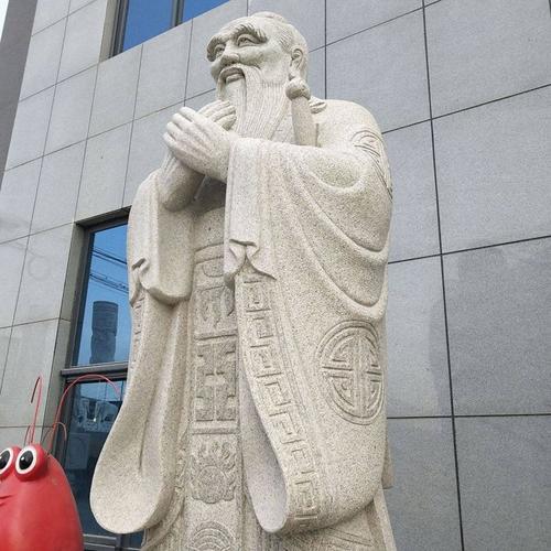 2025澳门特马开奖记录和东汉石人像立在路边与东汉石雕人像